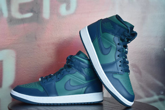 WMNS AIR JORDAN 1 MID