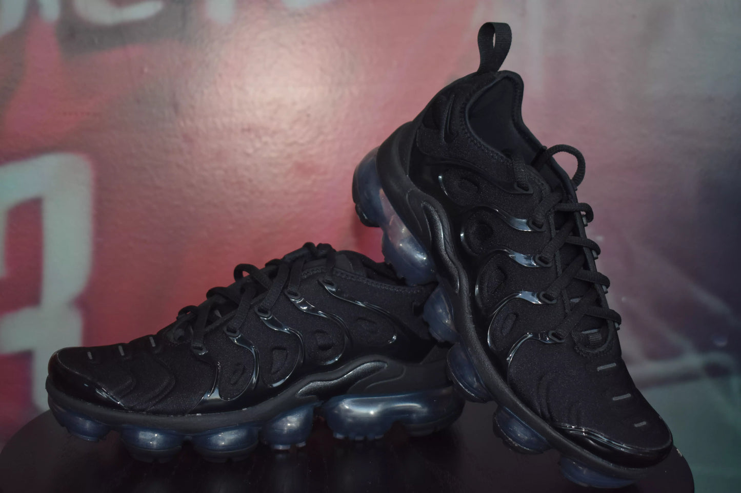 W AIR VAPORMAX PLUS