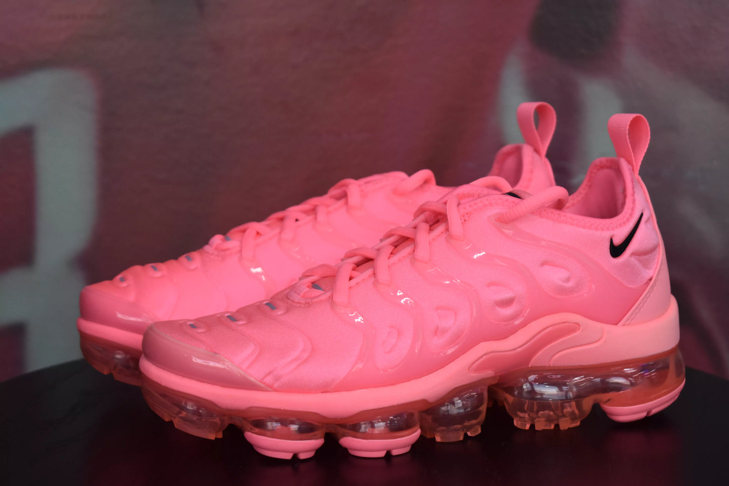 W AIR VAPORMAX PLUS